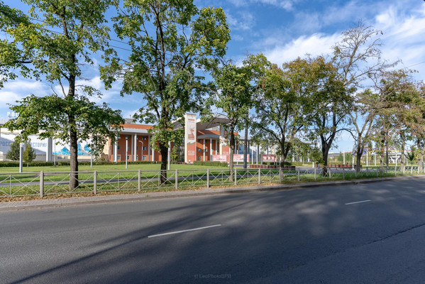 Продам двухкомнатную (2-комн.) квартиру, Бассейная ул, 67А, Санкт-Петербург г