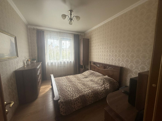 Продам двухкомнатную (2-комн.) квартиру, Геленджикская ул, 37, Геленджик г