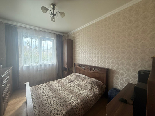 Продам двухкомнатную (2-комн.) квартиру, Геленджикская ул, 37, Геленджик г