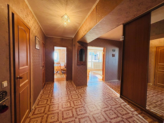 Продам двухкомнатную (2-комн.) квартиру, Космонавта Беляева ул, 54а, Пермь г