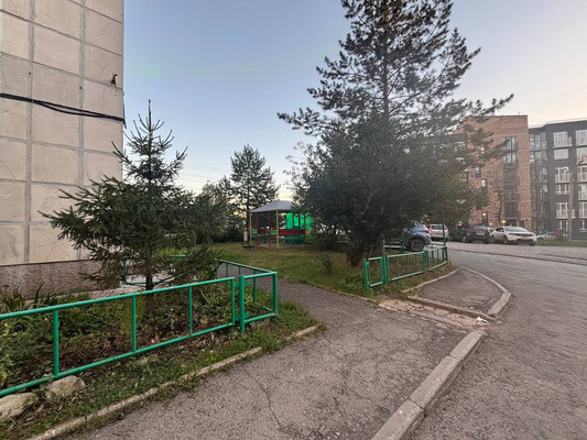 Продам двухкомнатную (2-комн.) квартиру, Космонавта Беляева ул, 54а, Пермь г