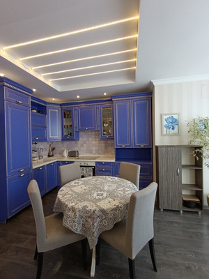 Продам трехкомнатную (3-комн.) квартиру, Базарная ул, 10, Чебоксары г