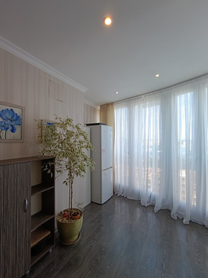 Продам трехкомнатную (3-комн.) квартиру, Базарная ул, 10, Чебоксары г