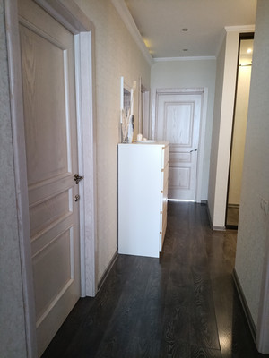 Продам трехкомнатную (3-комн.) квартиру, Базарная ул, 10, Чебоксары г