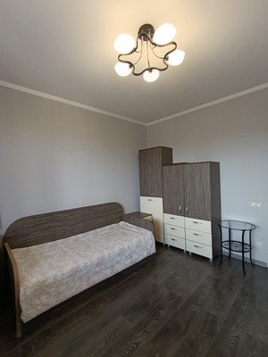 Продам трехкомнатную (3-комн.) квартиру, Базарная ул, 10, Чебоксары г