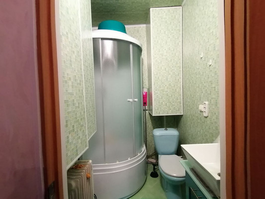 Продам трехкомнатную (3-комн.) квартиру, Красина ул, 20, Ишим г