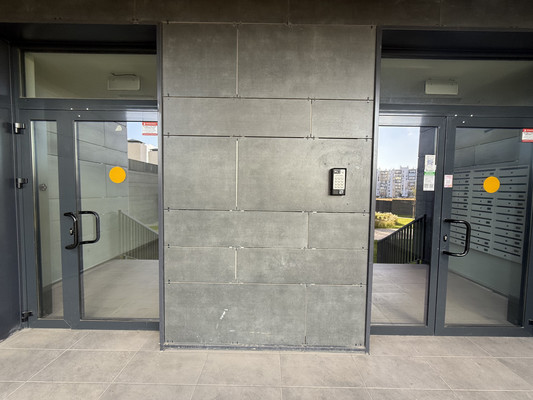 Продам однокомнатную (1-комн.) квартиру, Александра Суворова пр-кт, 107, Симферополь г