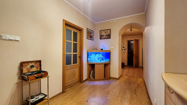 Продам трехкомнатную (3-комн.) квартиру, Макаренко пер, 14, Санкт-Петербург г