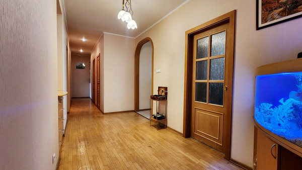 Продам трехкомнатную (3-комн.) квартиру, Макаренко пер, 14, Санкт-Петербург г