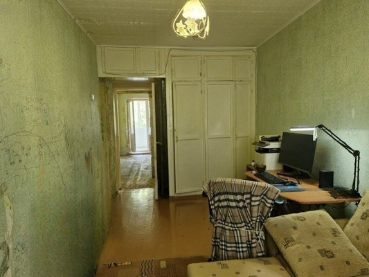 Продам двухкомнатную (2-комн.) квартиру, 121 стрелковой дивизии ул, 56, Воронеж г