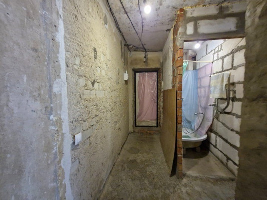 Продам двухкомнатную (2-комн.) квартиру, 121 стрелковой дивизии ул, 56, Воронеж г