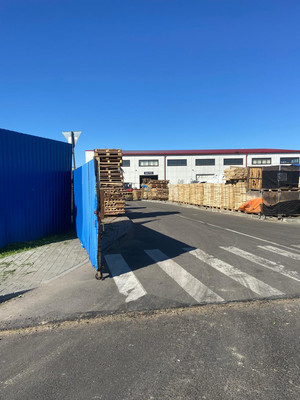 Продам торговое помещение 1 464 м2, Петрова Дача ул, 19, имени Свердлова гп