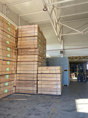 Продам торговое помещение 1 464 м2, Петрова Дача ул, 19, имени Свердлова гп