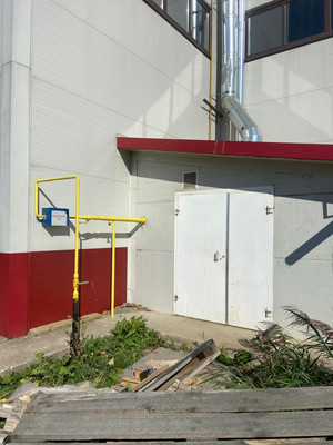 Продам торговое помещение 1 464 м2, Петрова Дача ул, 19, имени Свердлова гп