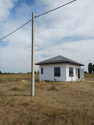 Продам дом, Западная ул, 1б, Молдаванское с, 0 км от города