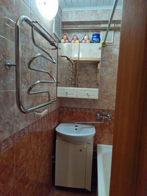 Продам трехкомнатную (3-комн.) квартиру, Ленина пр-кт, 65, Тосно г