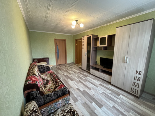 Продам трехкомнатную (3-комн.) квартиру, Попова ул, 87, Барнаул г