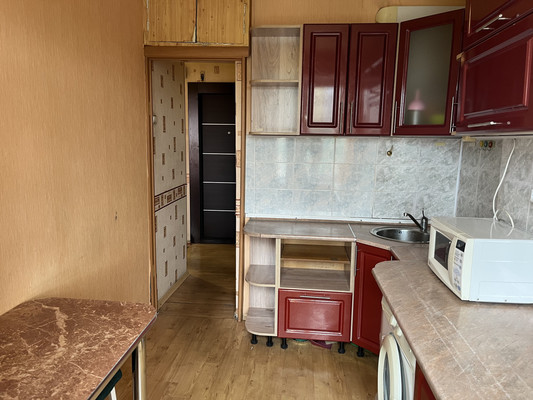 Продам трехкомнатную (3-комн.) квартиру, Попова ул, 87, Барнаул г