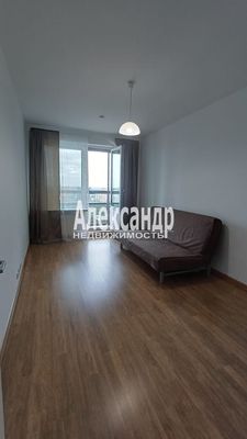 Продам однокомнатную (1-комн.) квартиру, Скандинавский проезд, 4к1, Мурино п