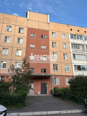 Продам однокомнатную (1-комн.) квартиру, Александровская ул, 81/1, Всеволожск г