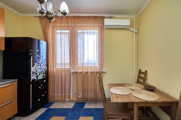 Продам однокомнатную (1-комн.) квартиру, Ферганский проезд, 11к2, Москва г