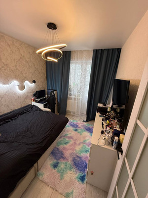 Продам двухкомнатную (2-комн.) квартиру, им. Петра Метальникова ул, 38, Краснодар г