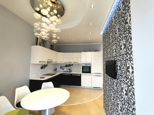 Продам двухкомнатную (2-комн.) квартиру, Амет-хан Султана ул, 15к2, Жуковский г