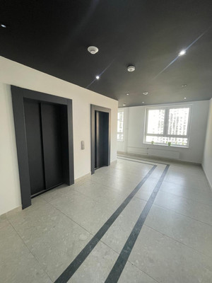 Продам трехкомнатную (3-комн.) квартиру, Южная ул, 12к1, Брёхово х