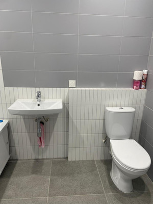 Продам трехкомнатную (3-комн.) квартиру, Южная ул, 12к1, Брёхово х