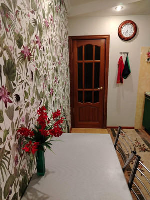 Продам трехкомнатную (3-комн.) квартиру, Звездная ул, 47к1, Астрахань г