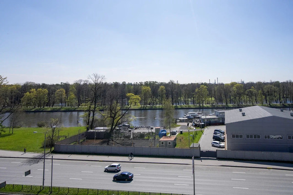 Продам однокомнатную (1-комн.) квартиру, Савушкина ул, 104, Санкт-Петербург г