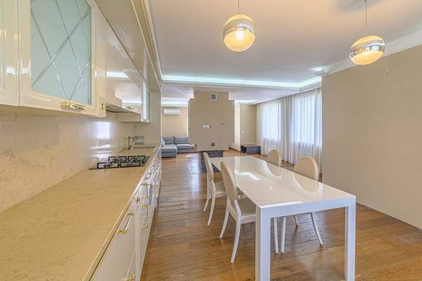 Продам трехкомнатную (3-комн.) квартиру, Коннозаводская ул, 51, Пенза г