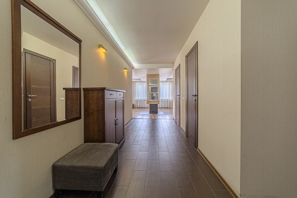 Продам трехкомнатную (3-комн.) квартиру, Коннозаводская ул, 51, Пенза г