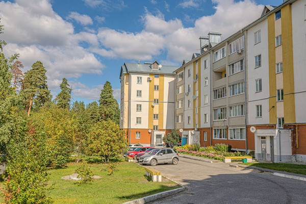 Продам трехкомнатную (3-комн.) квартиру, Коннозаводская ул, 51, Пенза г