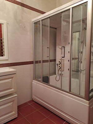 Продам двухкомнатную (2-комн.) квартиру, Великой Победы б-р, 13б, Волгодонск г