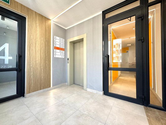 Продам двухкомнатную (2-комн.) квартиру, Карпатская ул, 5, Краснодар г