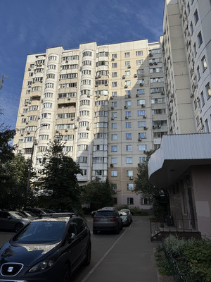 Продам однокомнатную (1-комн.) квартиру, Есенинский б-р, 14к1, Москва г