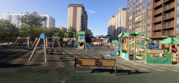 Продам трехкомнатную (3-комн.) квартиру, 45 стрелковой дивизии ул, 232к1, Воронеж г