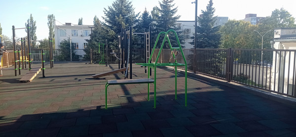 Продам трехкомнатную (3-комн.) квартиру, 45 стрелковой дивизии ул, 232к1, Воронеж г