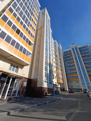 Продам двухкомнатную (2-комн.) квартиру, Сергия Радонежского ул, 11, Чебоксары г