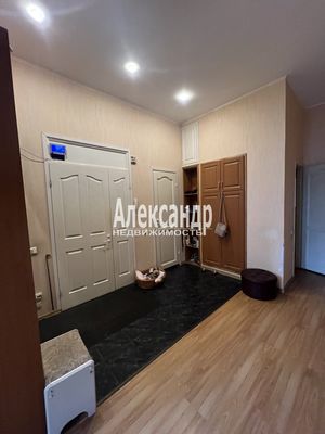 Продам многокомнатную квартиру, Ленина пр-кт, 2, Выборг г