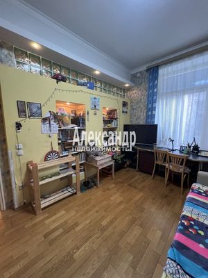 Продам многокомнатную квартиру, Ленина пр-кт, 2, Выборг г