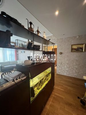 Продам многокомнатную квартиру, Ленина пр-кт, 2, Выборг г