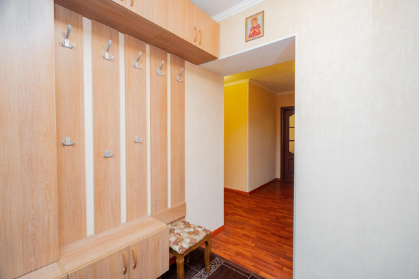 Продам трехкомнатную (3-комн.) квартиру, Владимира Невского ул, 39кД, Воронеж г