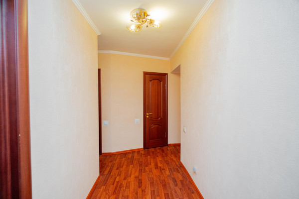 Продам трехкомнатную (3-комн.) квартиру, Владимира Невского ул, 39кД, Воронеж г