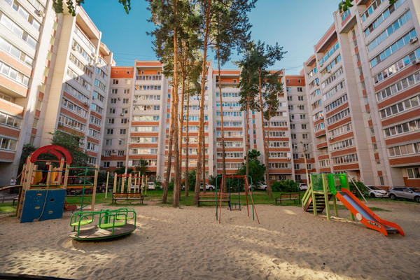 Продам трехкомнатную (3-комн.) квартиру, Владимира Невского ул, 39кД, Воронеж г