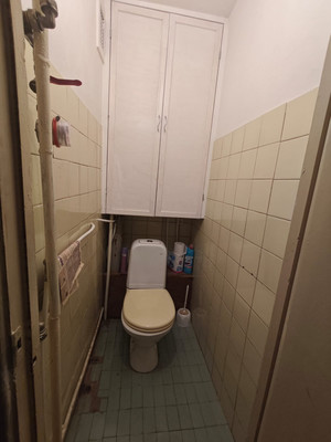 Продам трехкомнатную (3-комн.) квартиру, 3а, Гостицы м