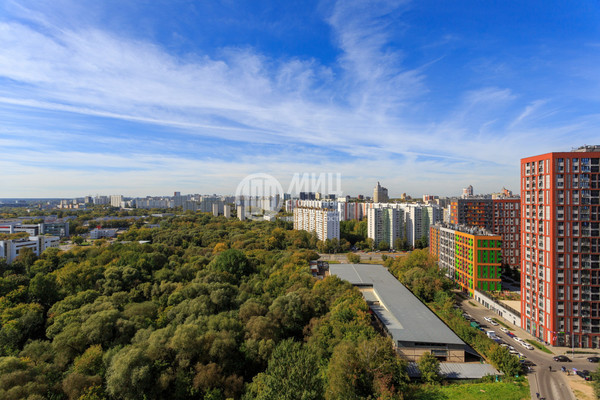 Продам трехкомнатную (3-комн.) квартиру, Петра Алексеева ул, 14, Москва г