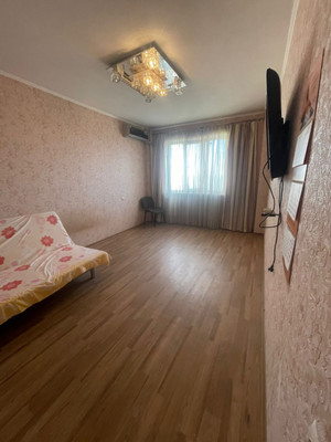 Продам однокомнатную (1-комн.) квартиру, Жмайлова ул, 4/5, Ростов-на-Дону г