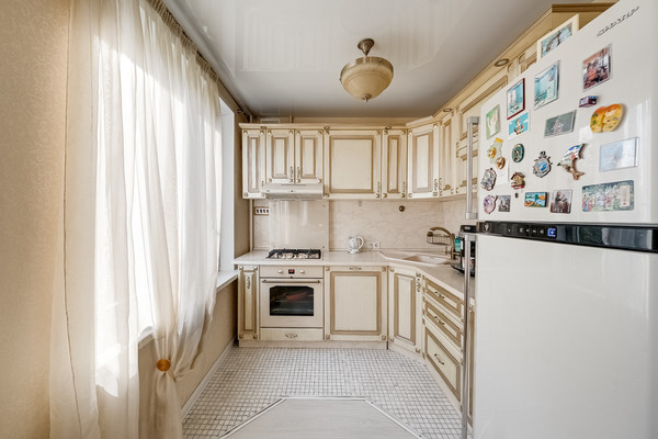 Продам трехкомнатную (3-комн.) квартиру, Шереметьевская ул, 37, Москва г